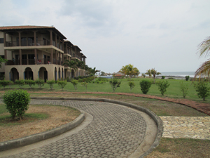 Greenspace between beach and condos